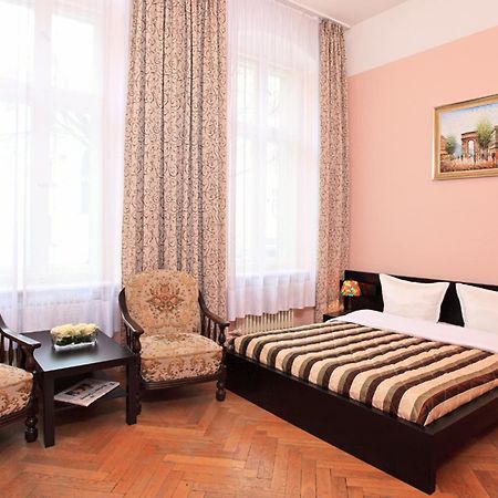 Hotel-Pension Cortina Βερολίνο Εξωτερικό φωτογραφία